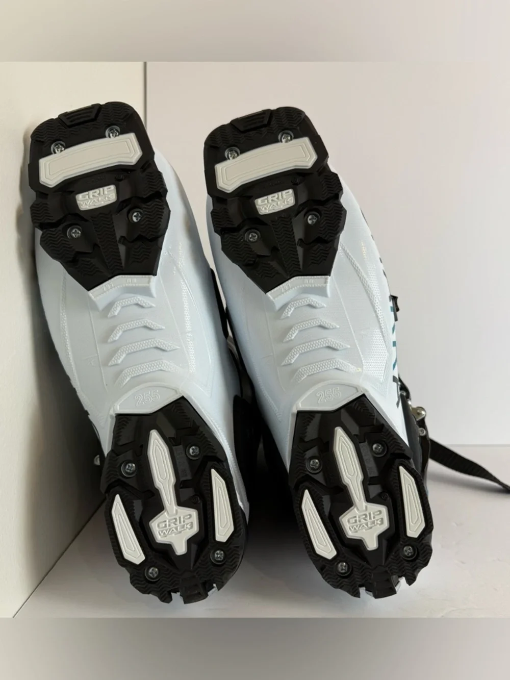 NWT DALBELLO Polar White & Black Chakra Elevate 115 T.I. ID Ski Boot